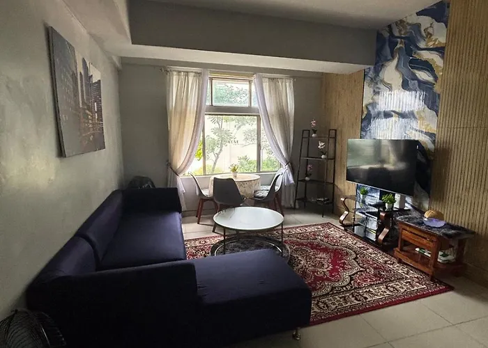 Cozycation - 3br In Manhattan Parkview Cubao